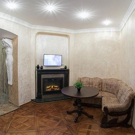 Apartament Rynok Square - The Heart Of Lwów Zewnętrze zdjęcie